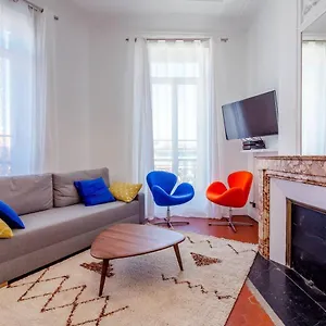 https://appartement-80m2-proche-du-vieux-port.fr-provencehotel.com